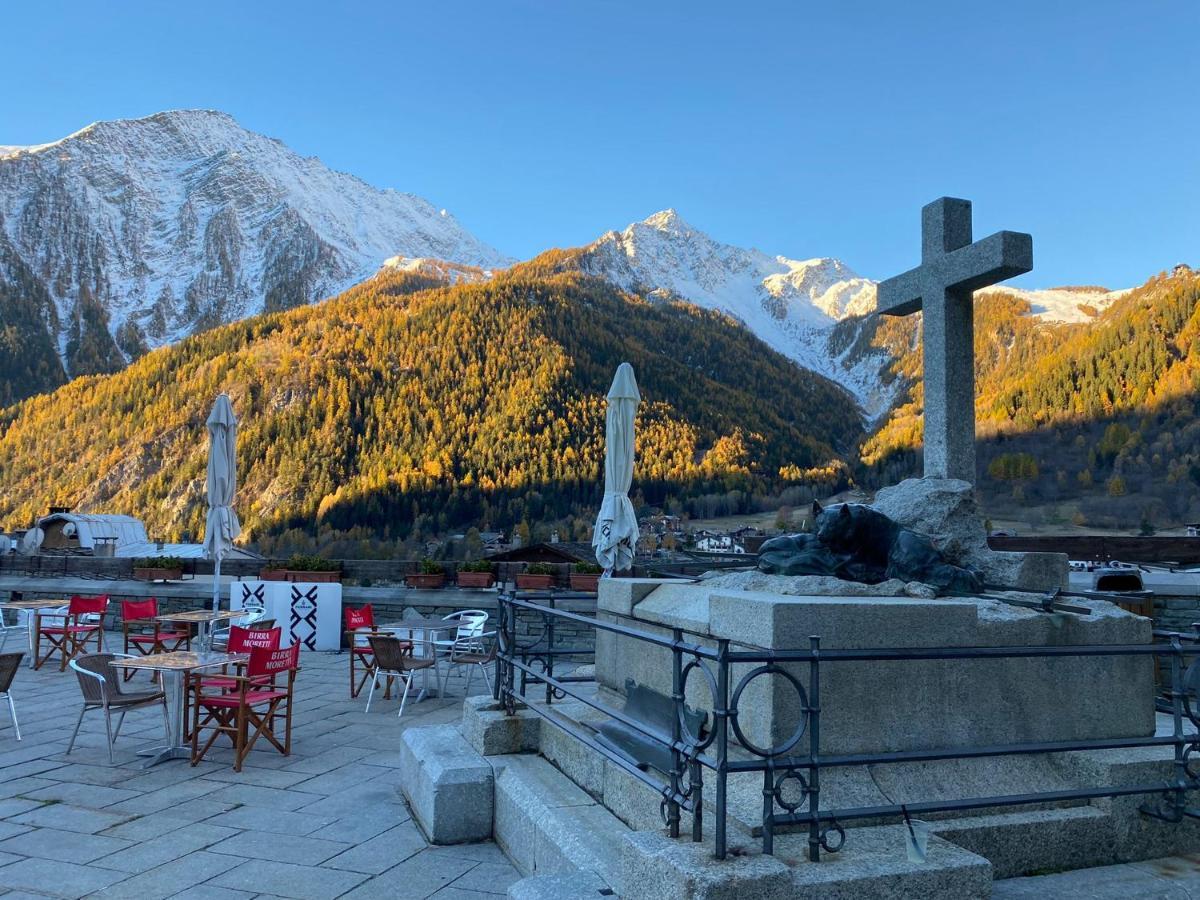 Caratteristico Quadrilocale In Zona Centrale Apartment Courmayeur Exterior photo